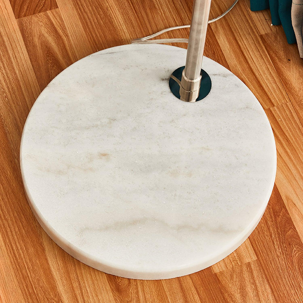 Candeeiro de pé minimalista Lun
