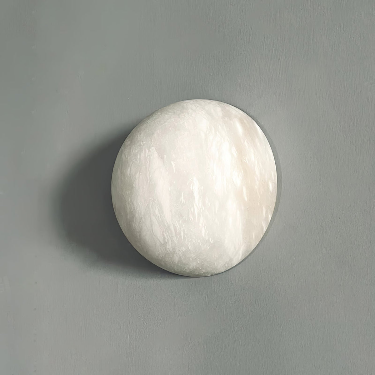 Albiaria Wabi-sabi-vägglampa i alabaster