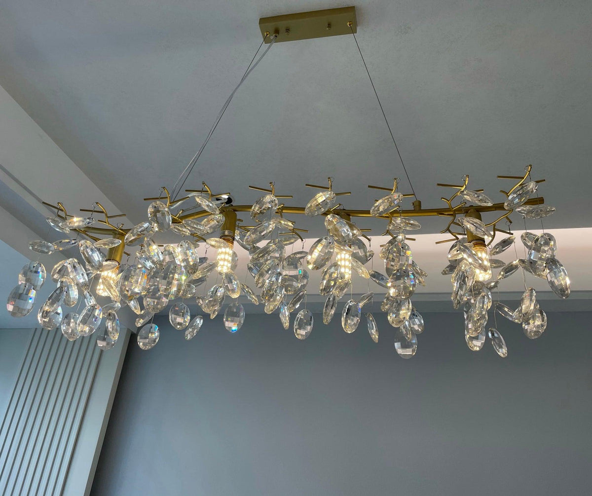 Luxirian kultainen LED-kristallihaarakruunu