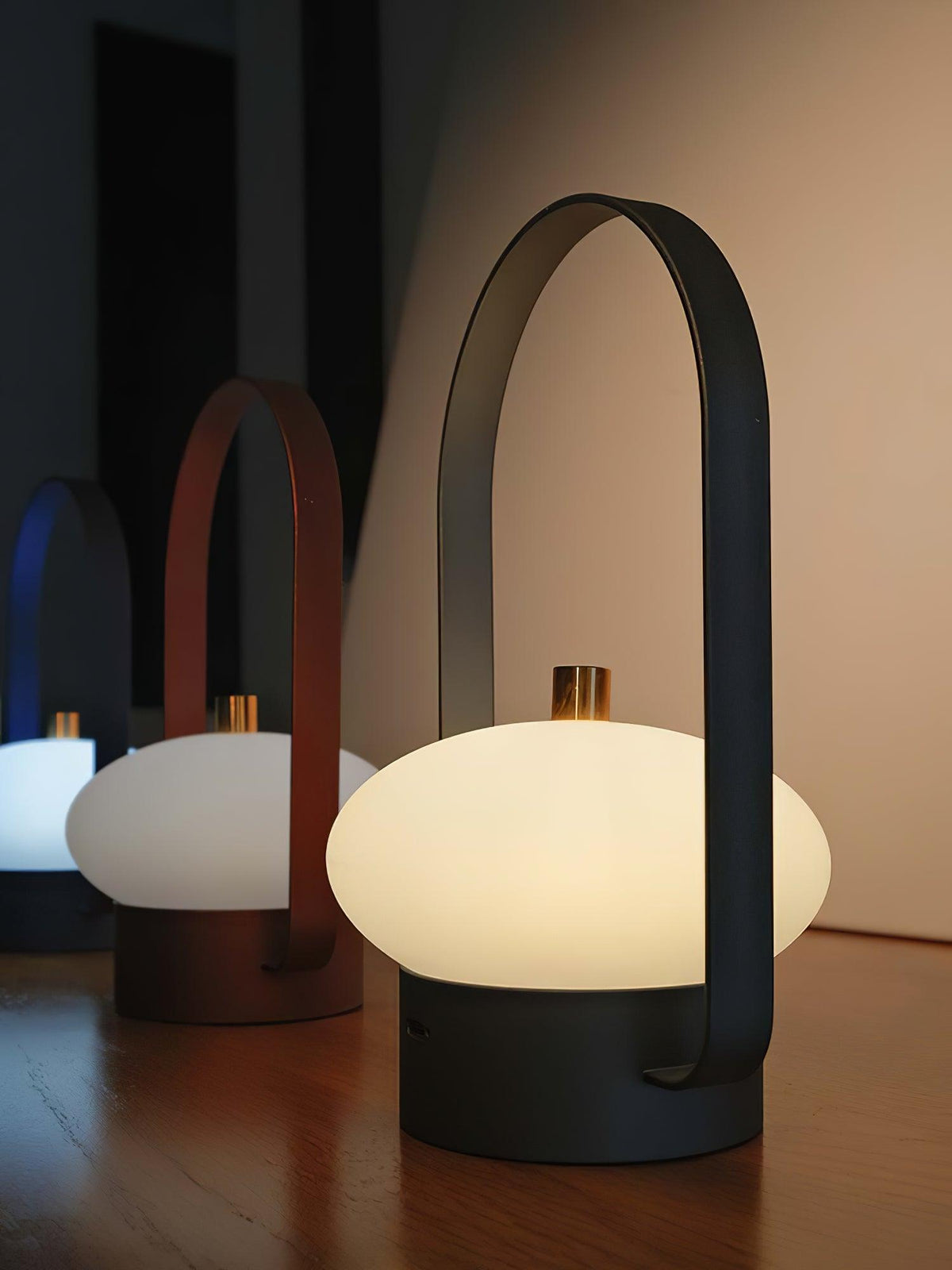 Talten Mid-Century Modern bordslampa