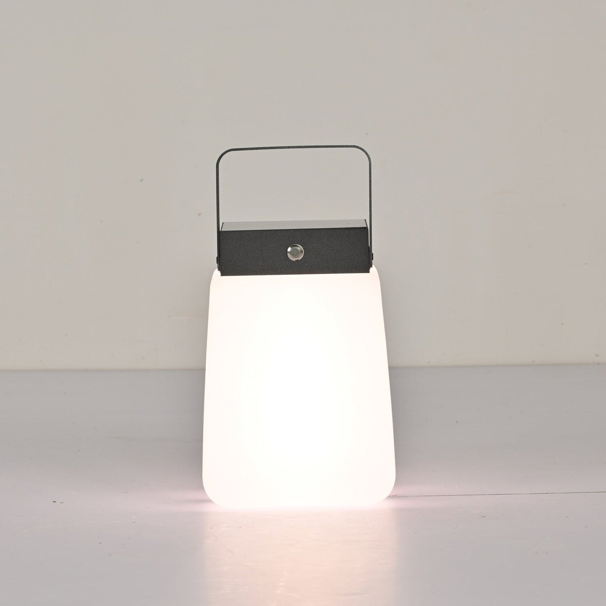 Dillon minimalistisk udendørslampe i PE