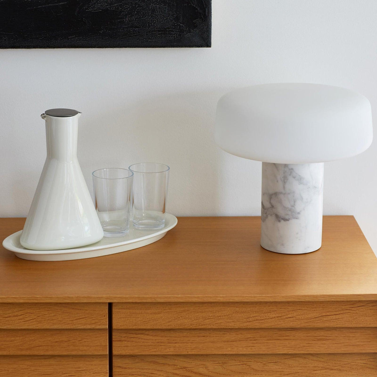 Erinilil bordlampe med marmorfod
