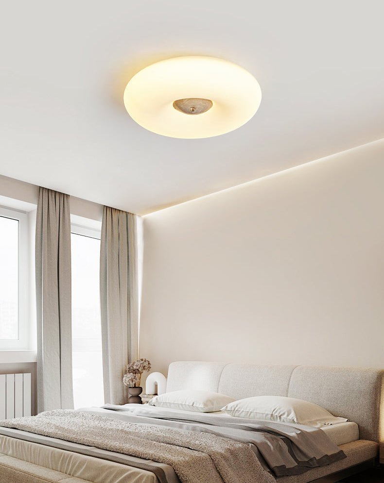 Flen loftslampe med ring i gul travertin