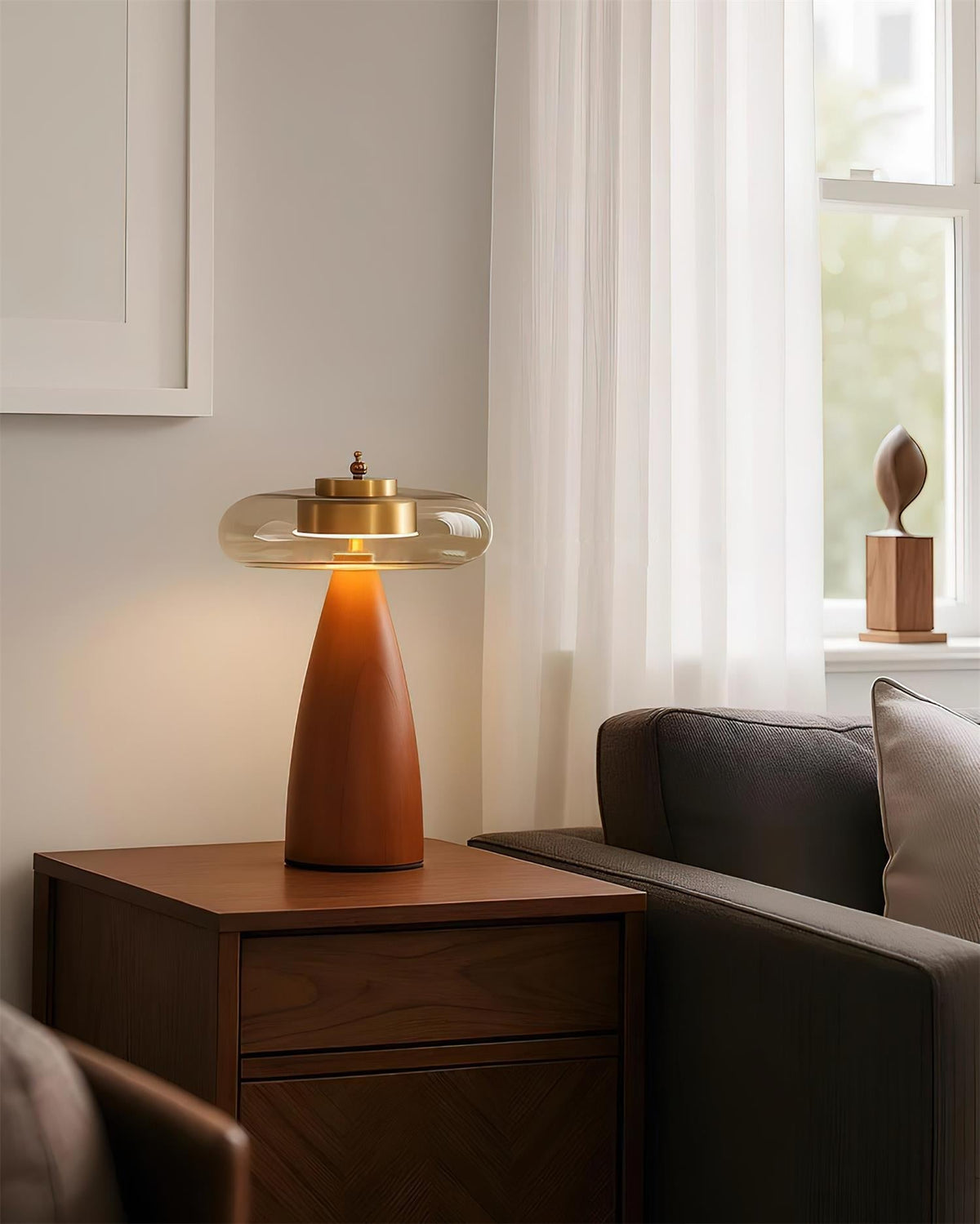 Lumanelia Table Lamp