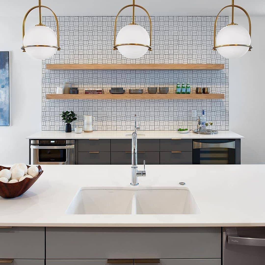 Brandonis moderne pendellampe i glas