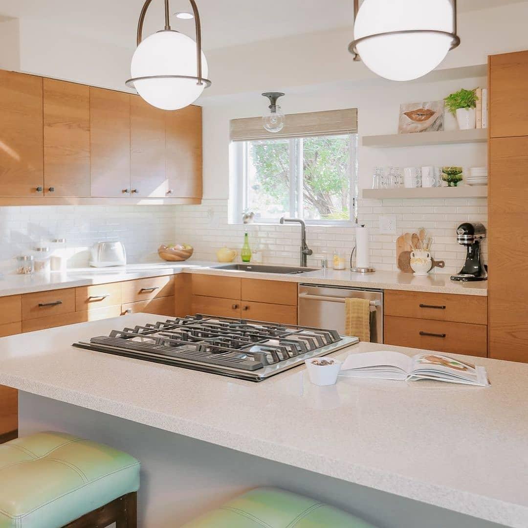 Brandonis moderne pendellampe i glas