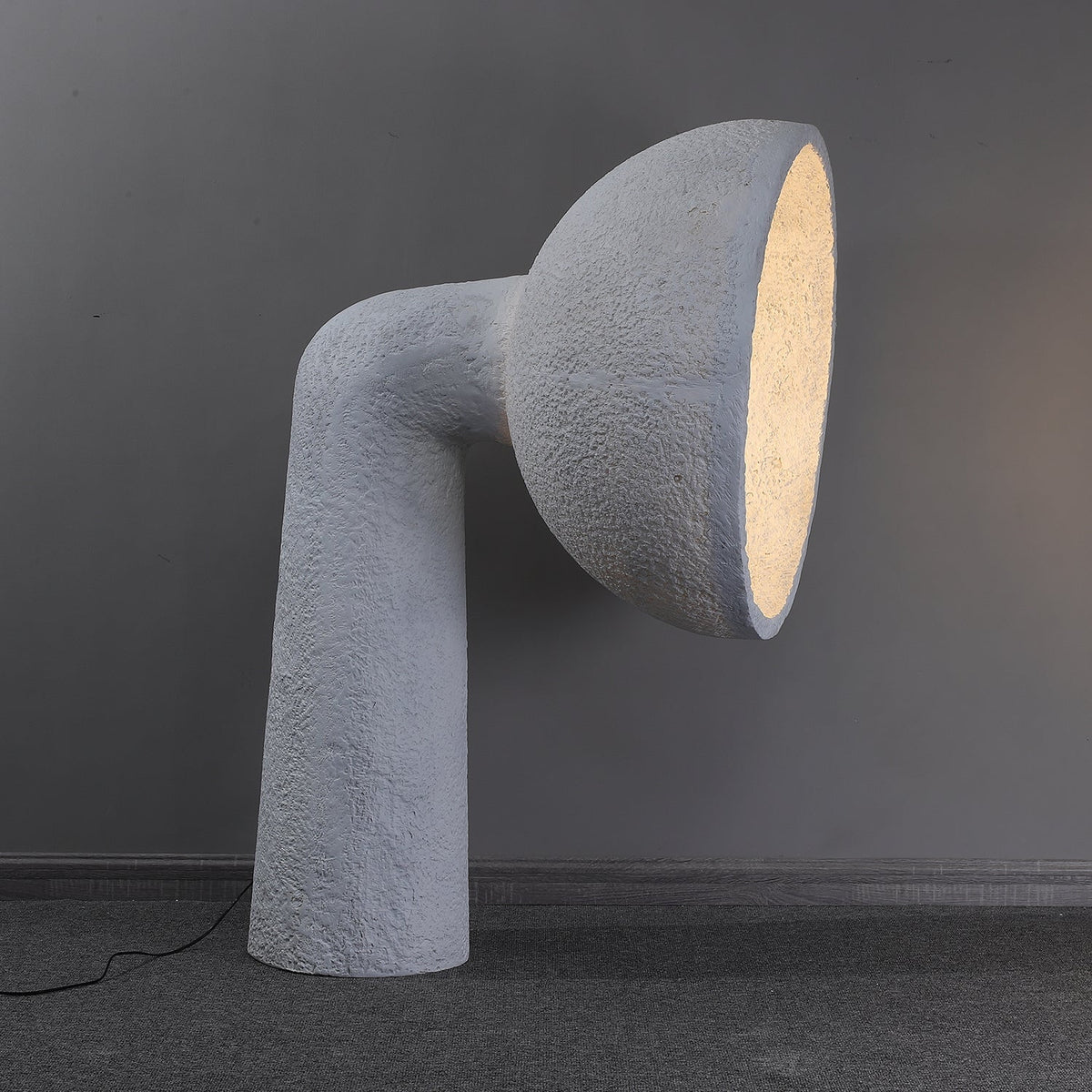 Arliris bordlampe i beton