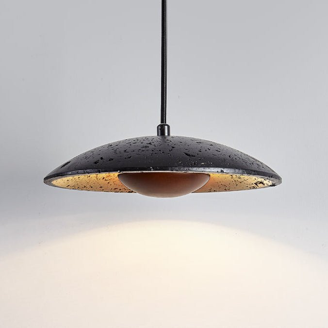 Noreeria-pendellampe i sort travertin