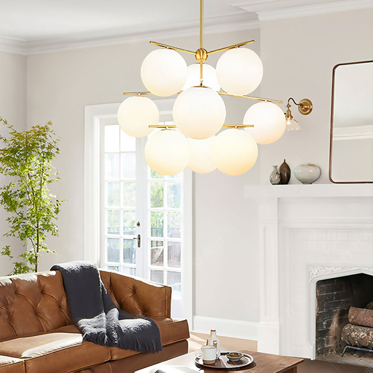 Casoella moderne Sphere & Stem-lysekrone i guldfarve med LED