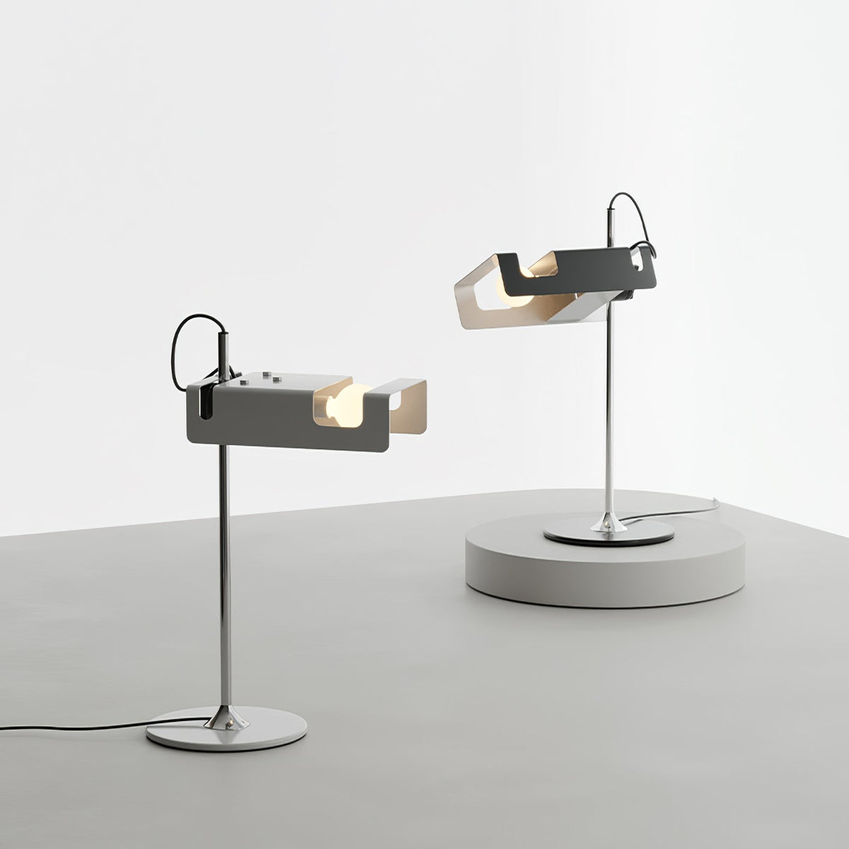 Candeeiro de mesa futurista Lumousin