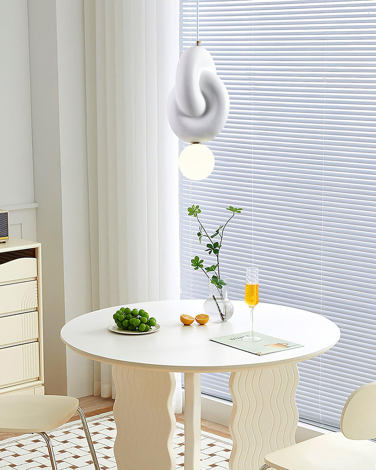 Tyev individuel kreativ resinlampe