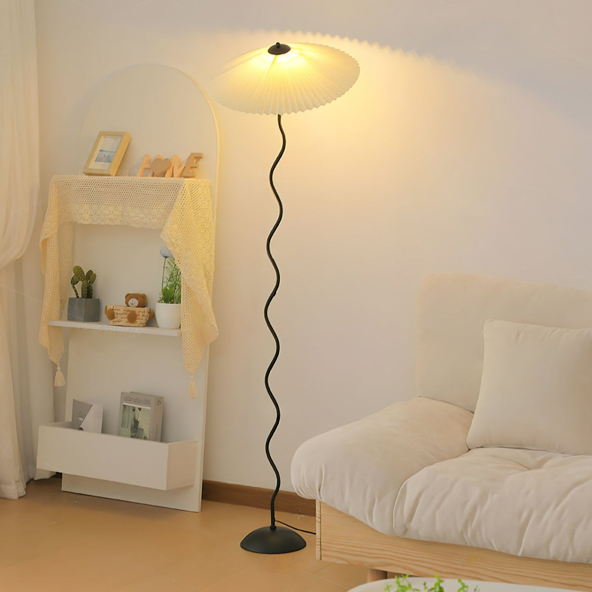 Lioraven minimalistisk gulvlampe i stof