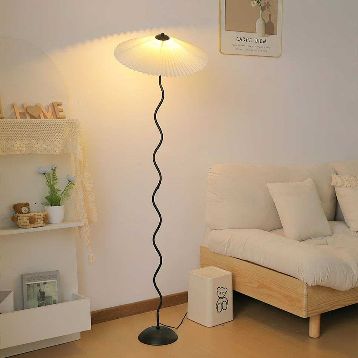 Lioraven minimalistisk gulvlampe i stof