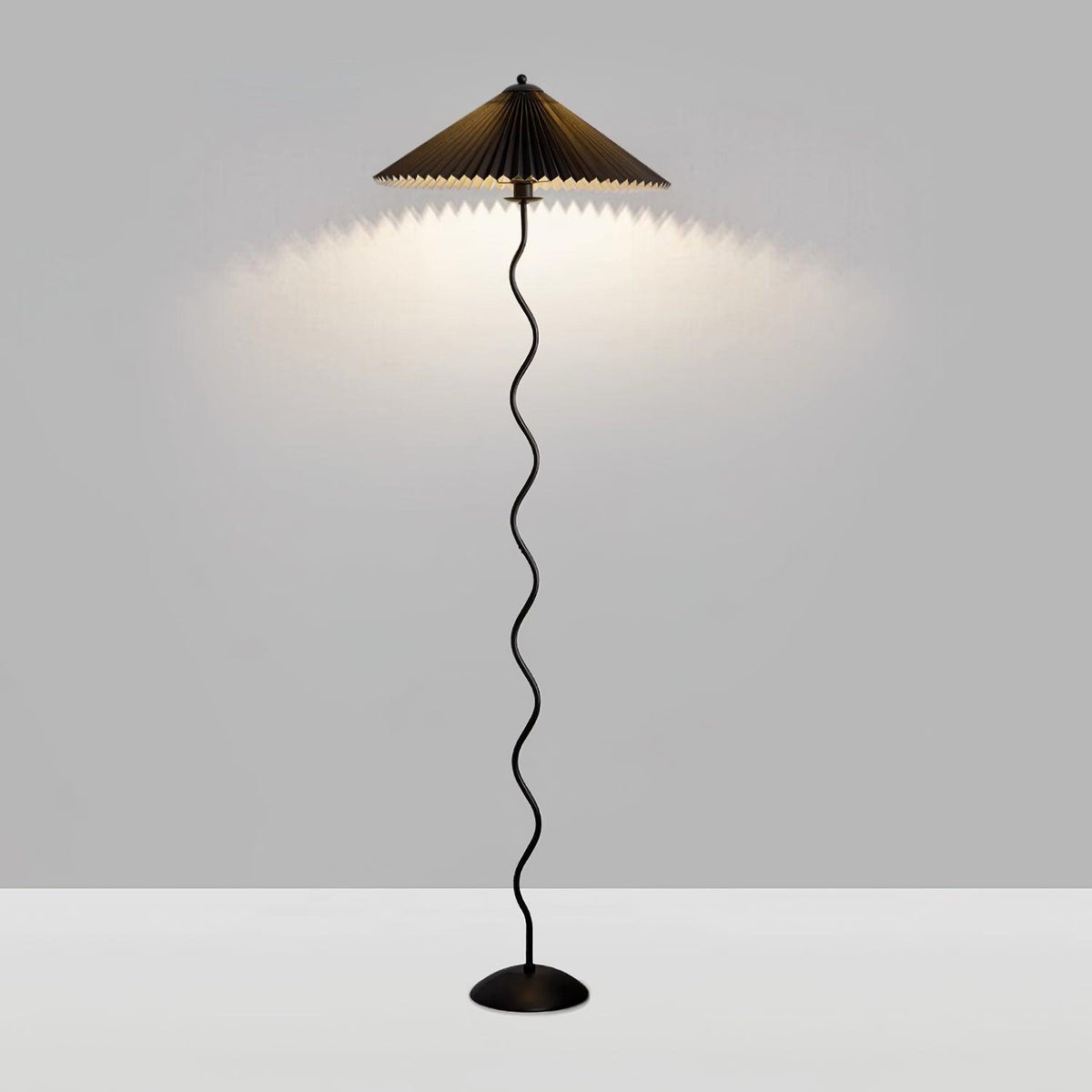 Avenaelia Floor Lamp