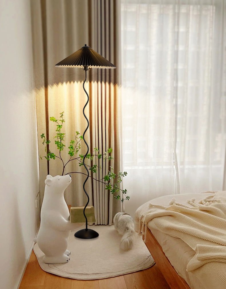 Lioraven minimalistisk gulvlampe i stof