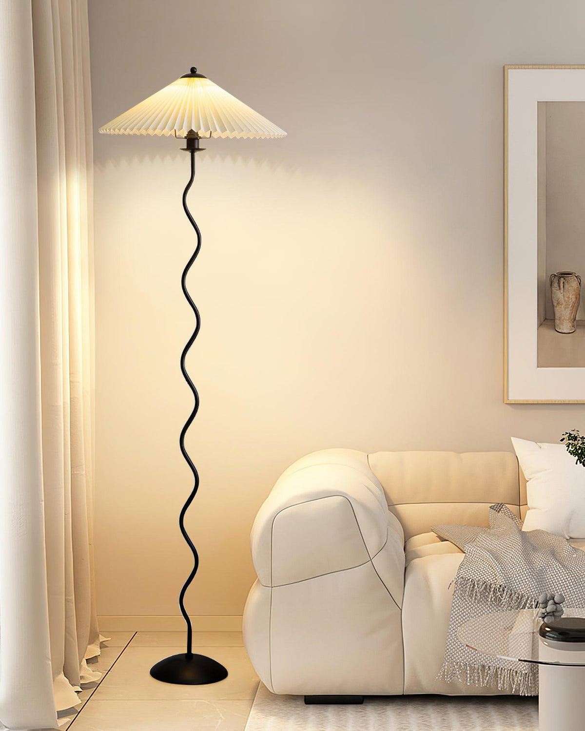 Avenaelia Floor Lamp
