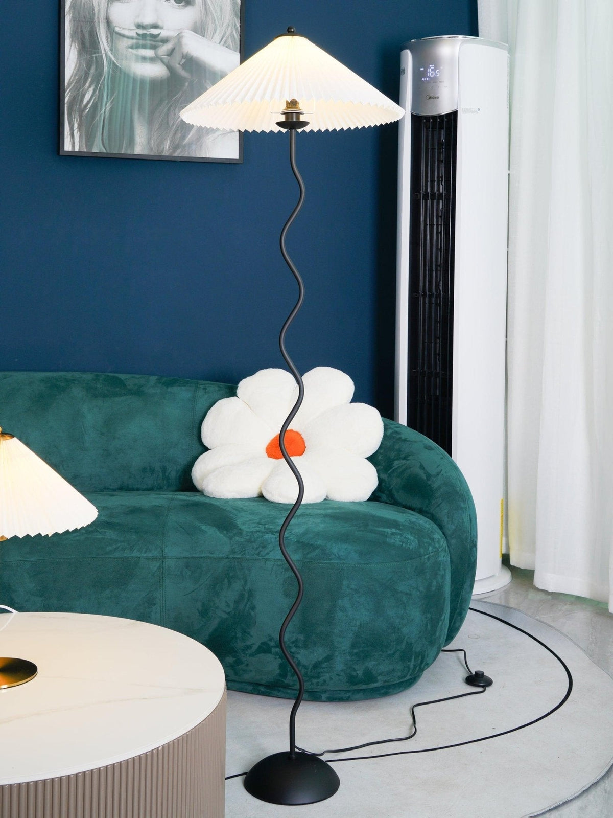 Lioraven minimalistisk gulvlampe i stof
