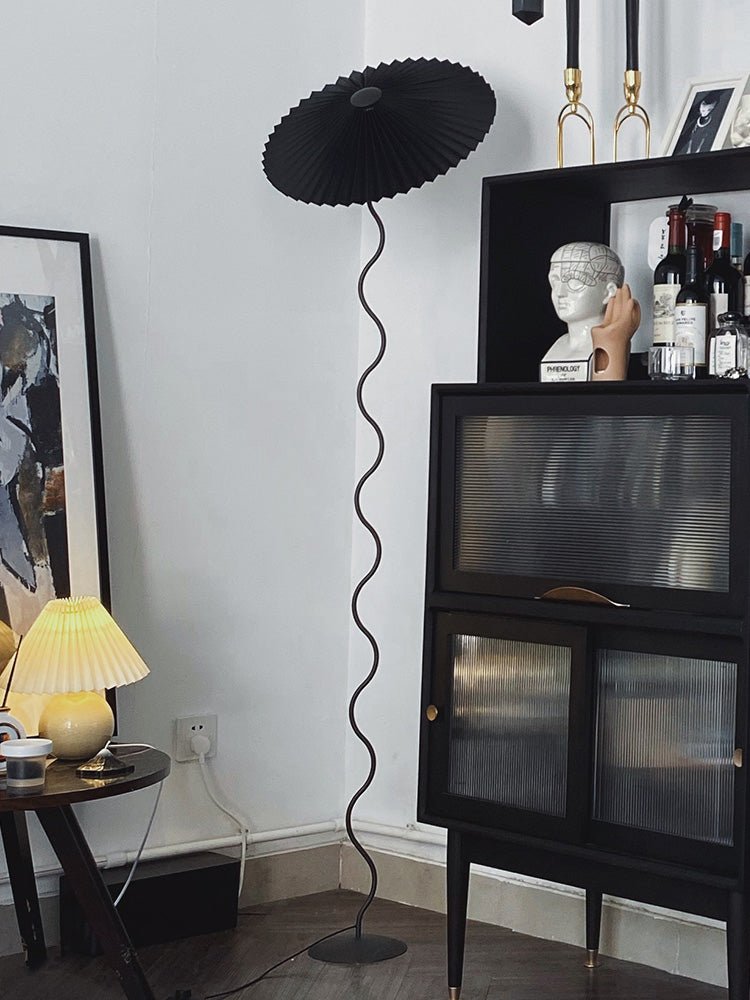 Lioraven minimalistisk gulvlampe i stof