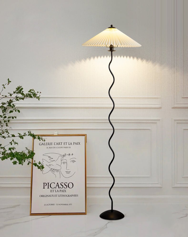 Lioraven minimalistisk gulvlampe i stof