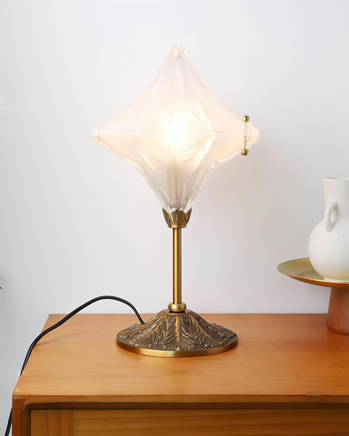 Travertin-bordlampe
