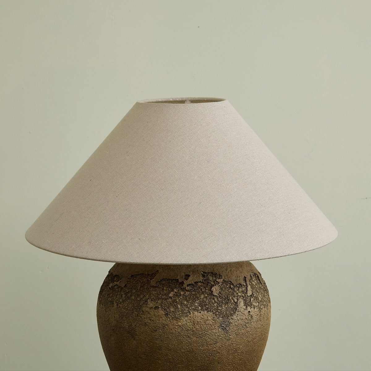 Enid moderne keramisk bordlampe
