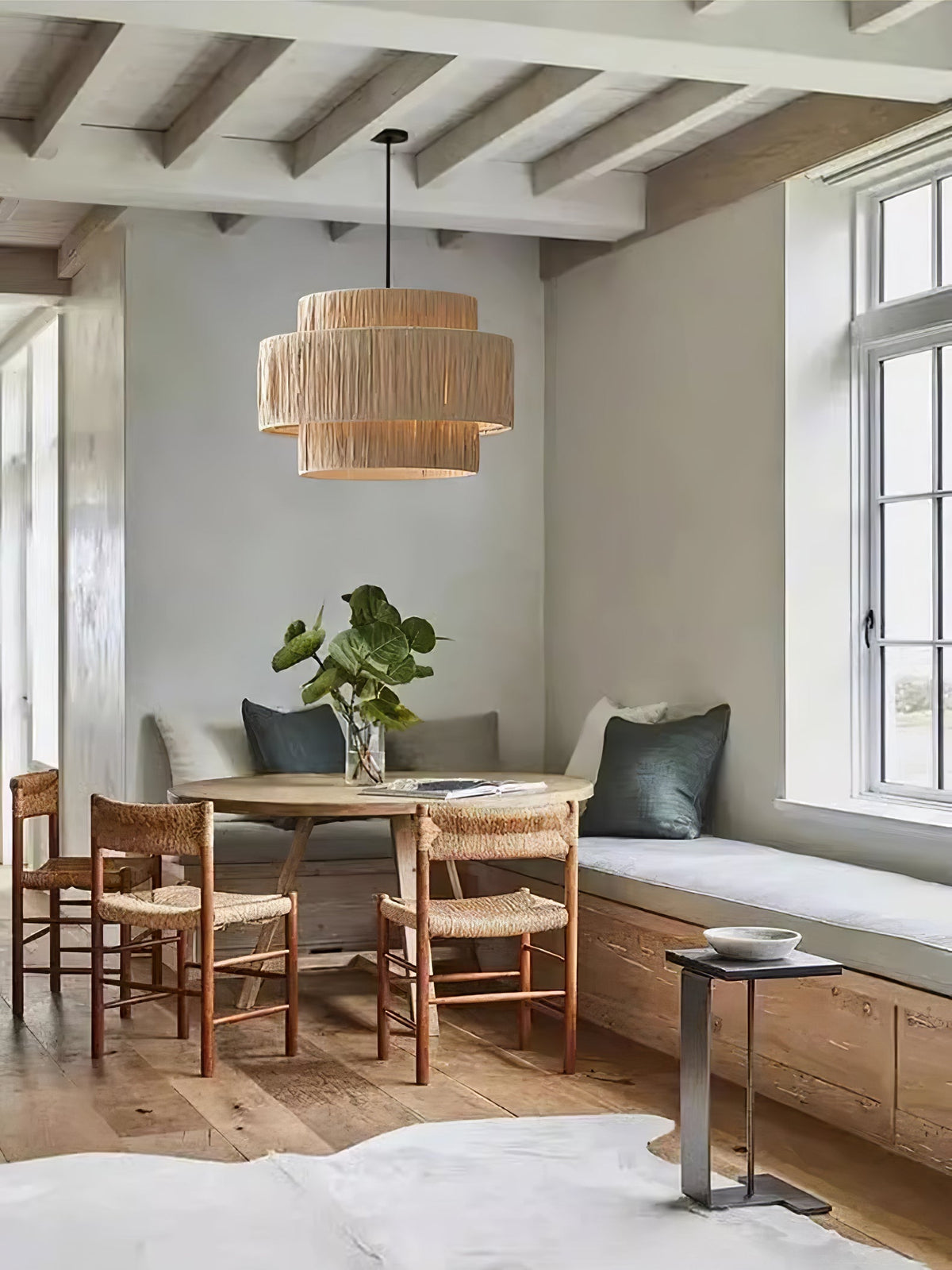 Thyra traditionell retro-pendellampa i halm