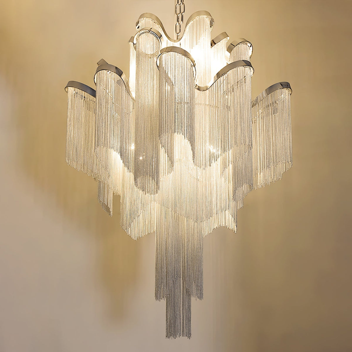 Candeeiro suspenso Lustra com corrente fluida em níquel