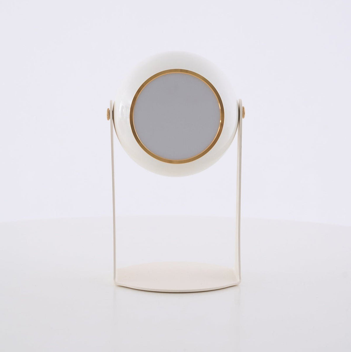 Ulsken minimalistisk bordlampe i akryl