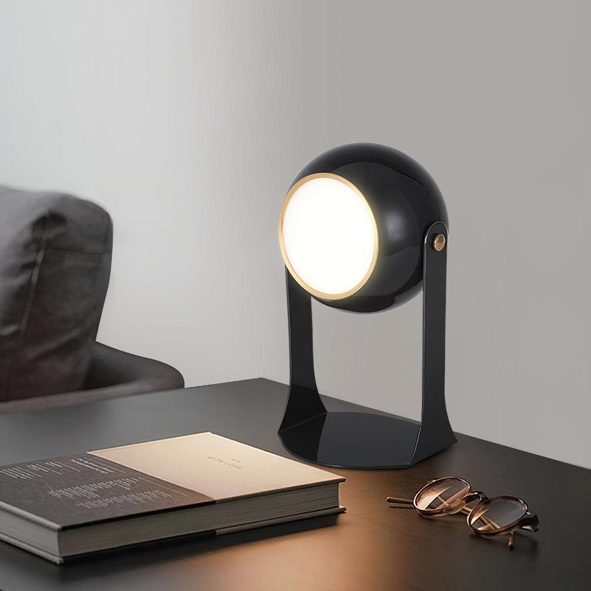 Ulsken minimalistisk bordlampe i akryl