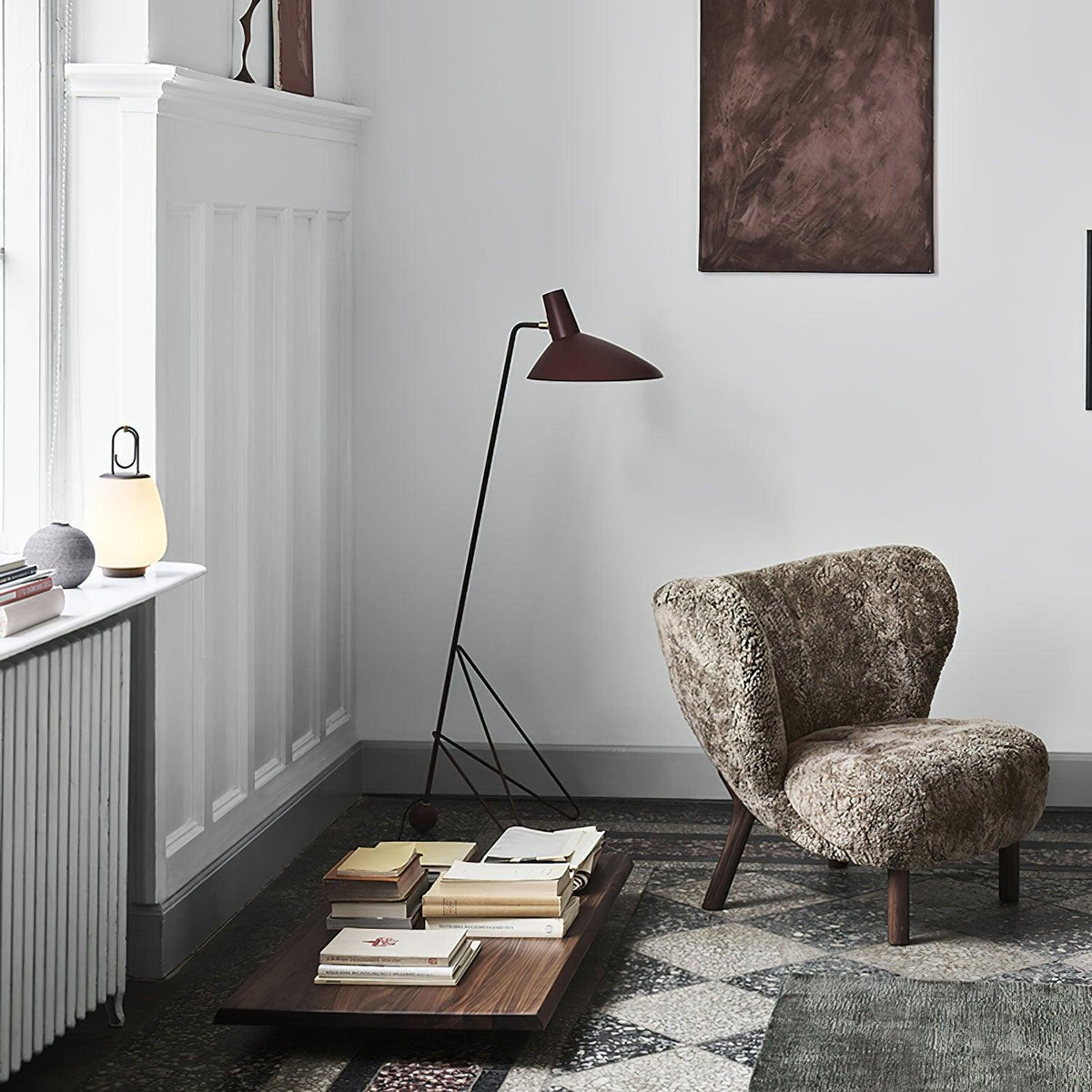 Caleleria-moderni teollinen lattiavalaisin