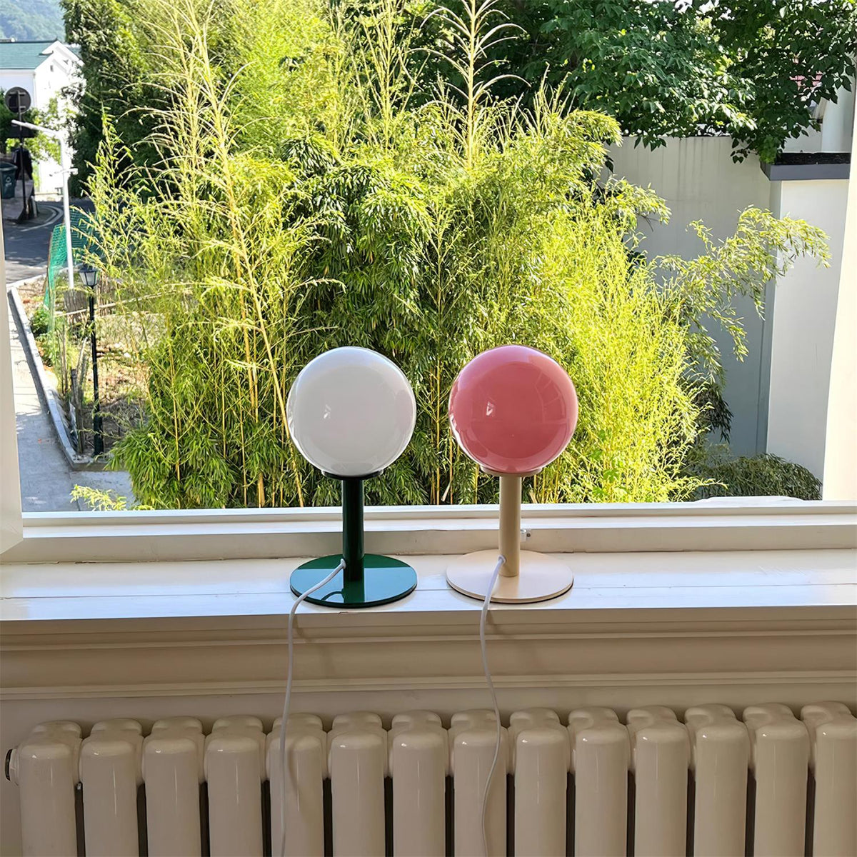 Viraoiella-bordlampe