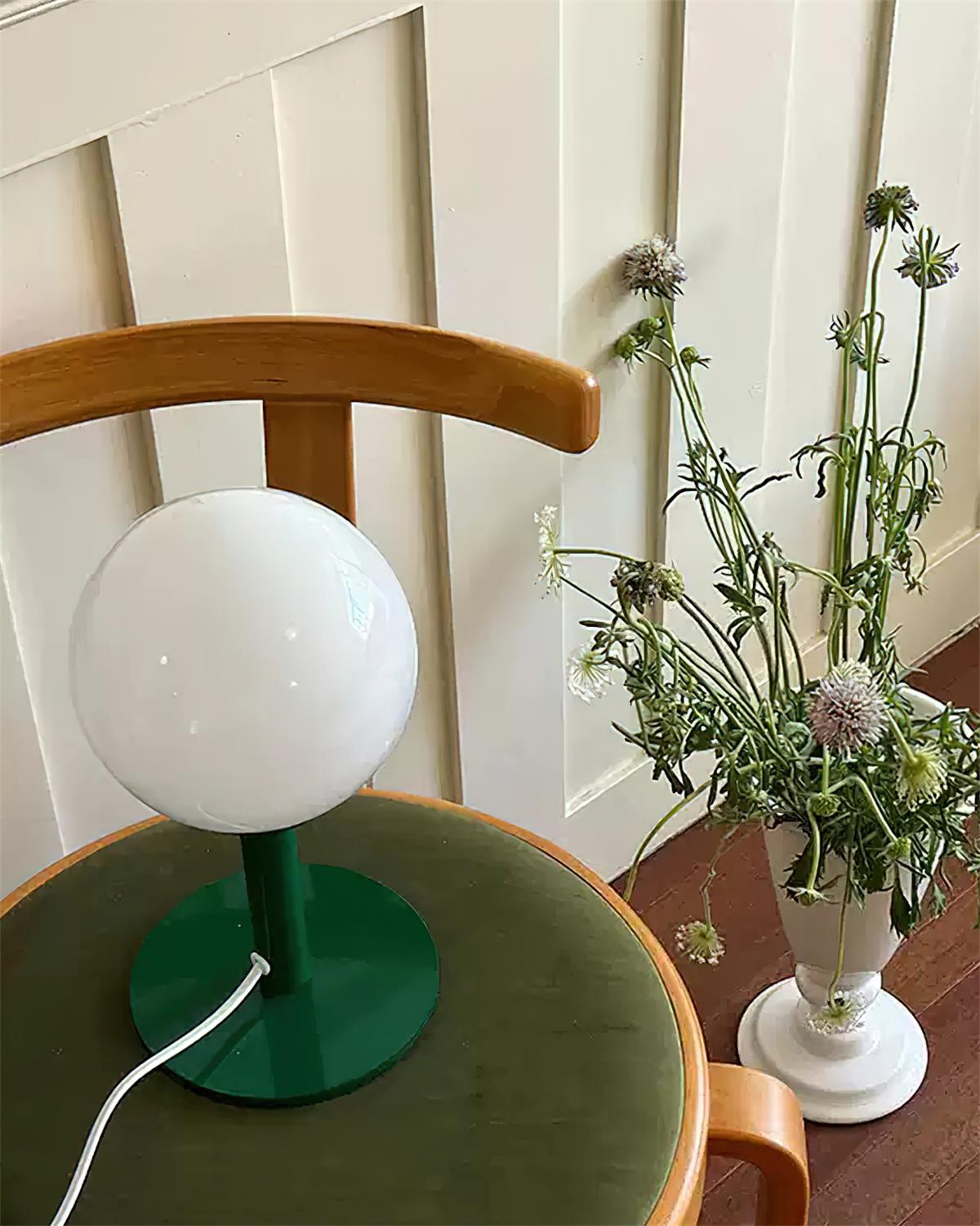 Viraoiella-bordlampe