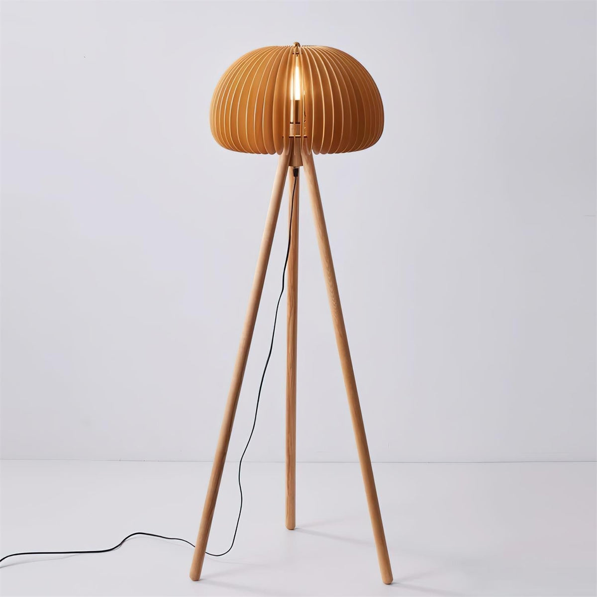 Sylvaris-gulvlampe