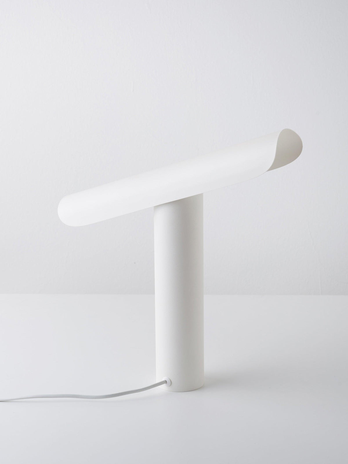 Zenice minimalistisk bordslampa