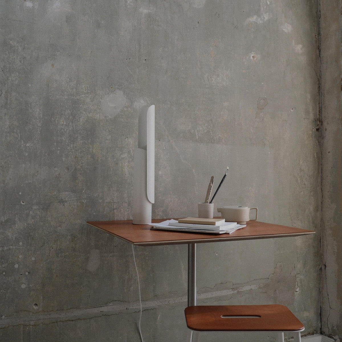 Zenice minimalistisk bordslampa