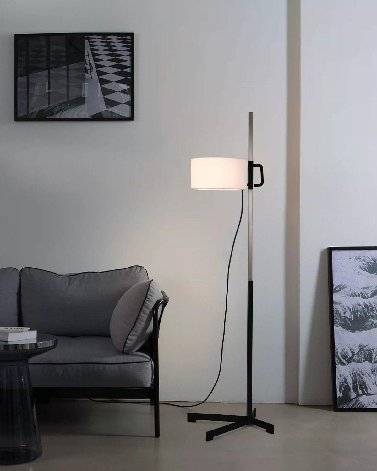 Reniselia Floor Lamp