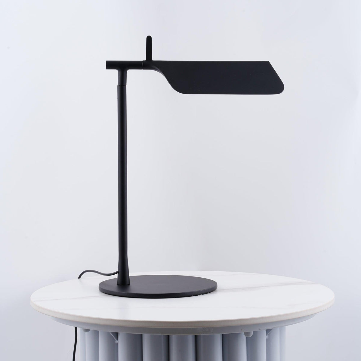 Cilorn minimalistisk bordslampa i akryl
