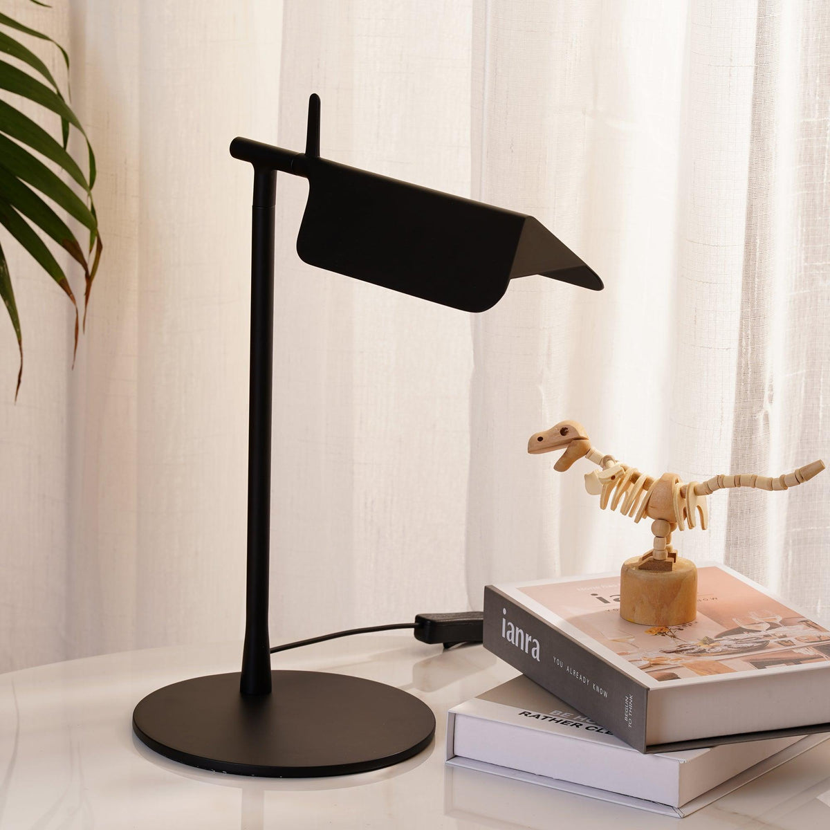 Cilorn minimalistisk bordslampa i akryl