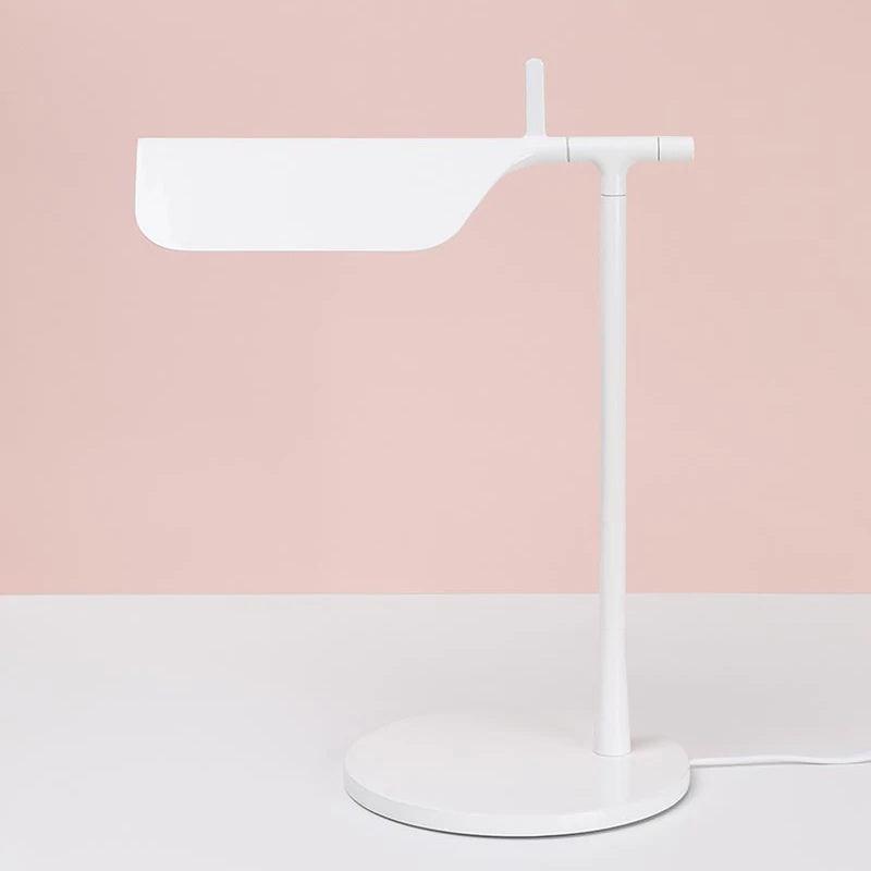 Cilorn minimalistisk bordslampa i akryl