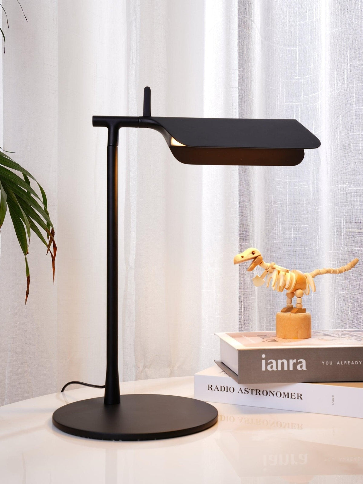 Cilorn minimalistisk bordslampa i akryl