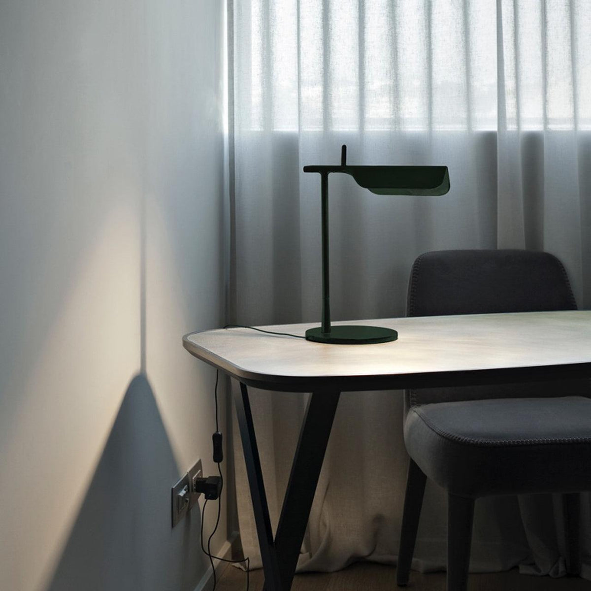 Cilorn minimalistisk bordslampa i akryl