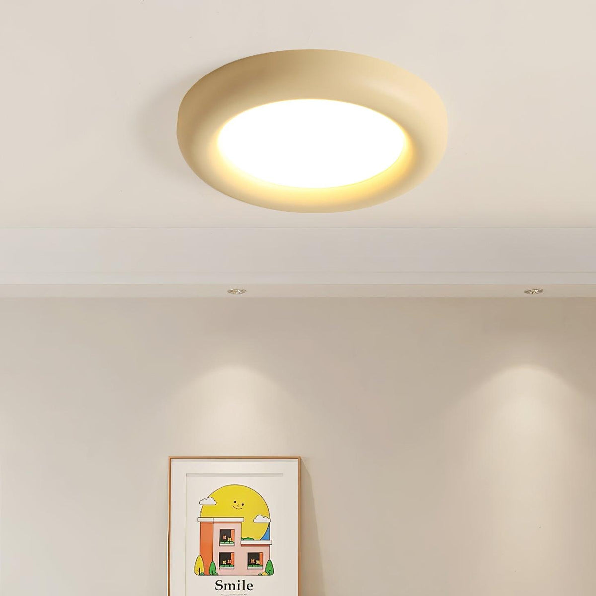 Beige loftlampe til direkte montering med baldakin, minimalistisk