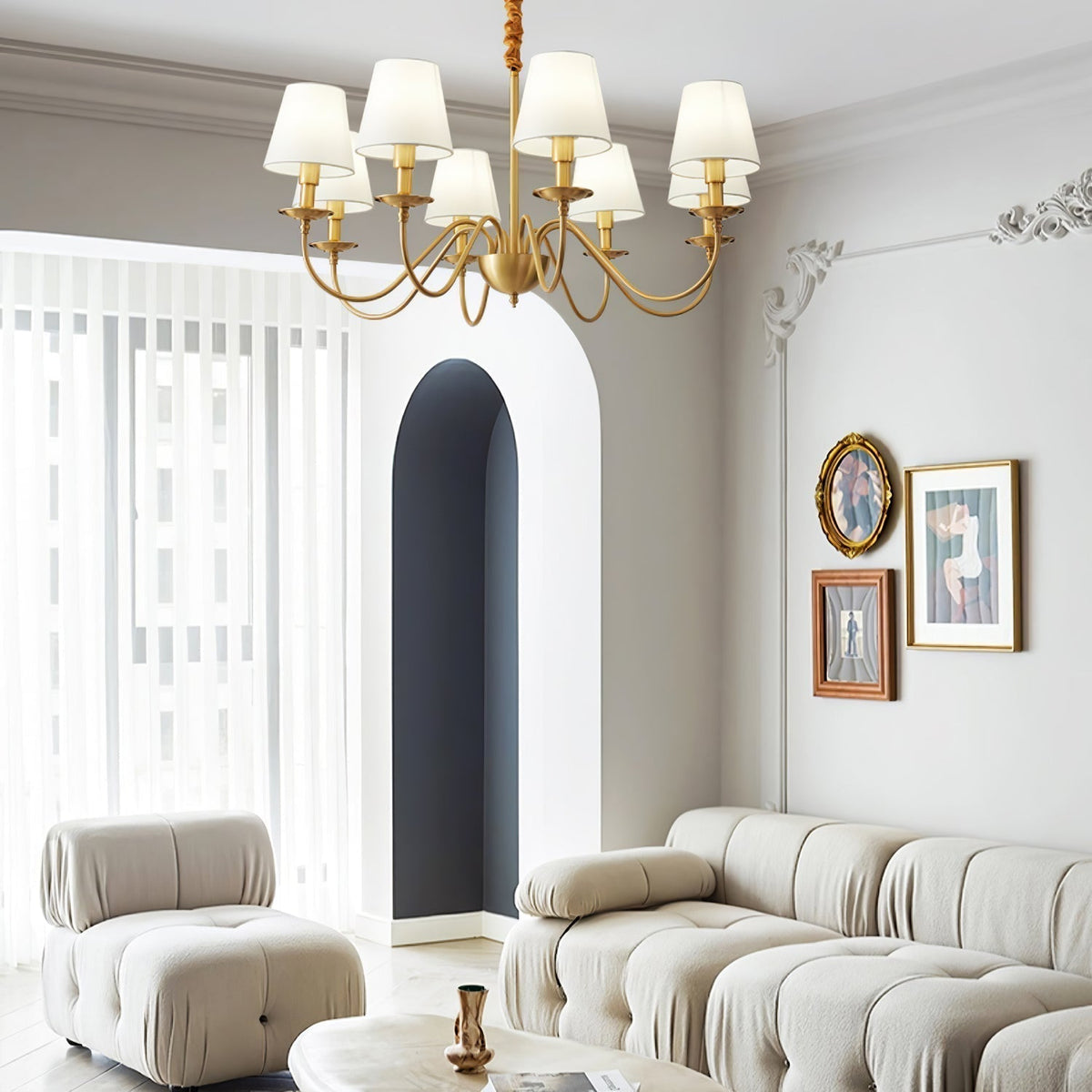 Silva vintage-tyylinen LED-messinkinen metallinen riippuvalaisin useilla kangasvarjostimilla makuuhuoneeseen ja olohuoneeseen