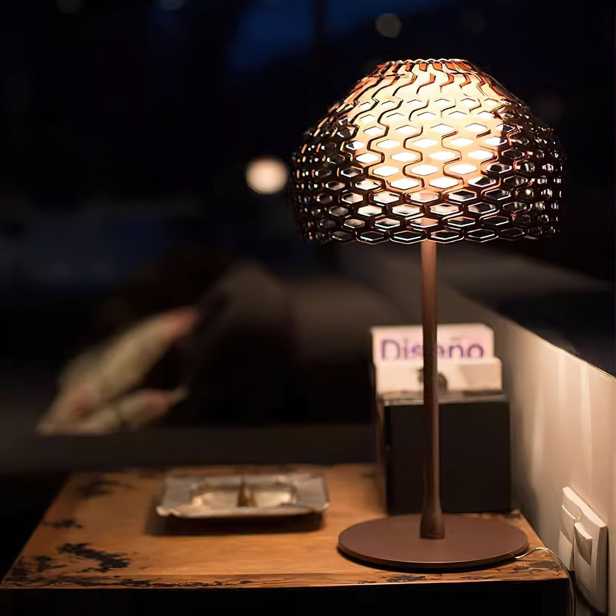 Vintace industriell bordslampa i plast