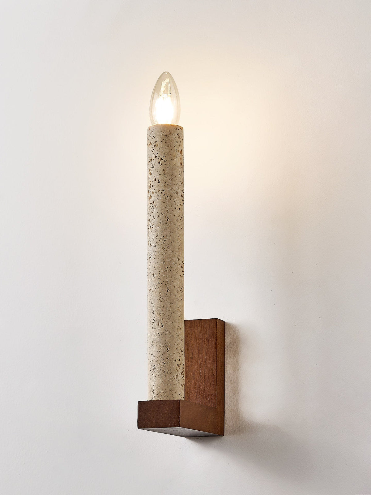 Marius Travertine Candle -seinävalaisin