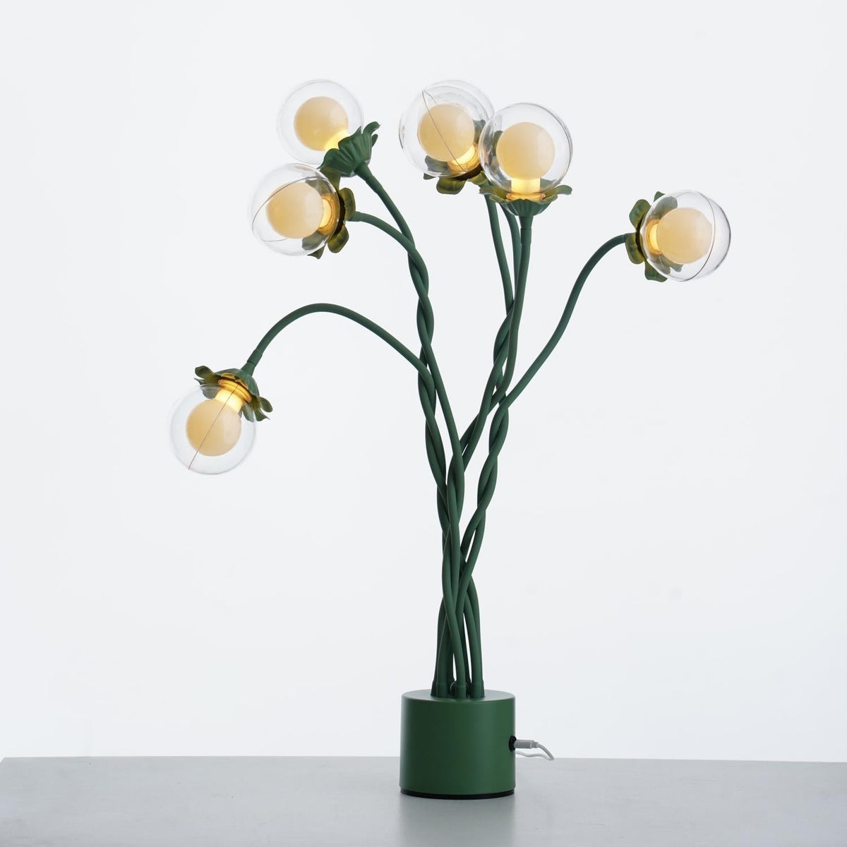 Viraoora Table Lamp