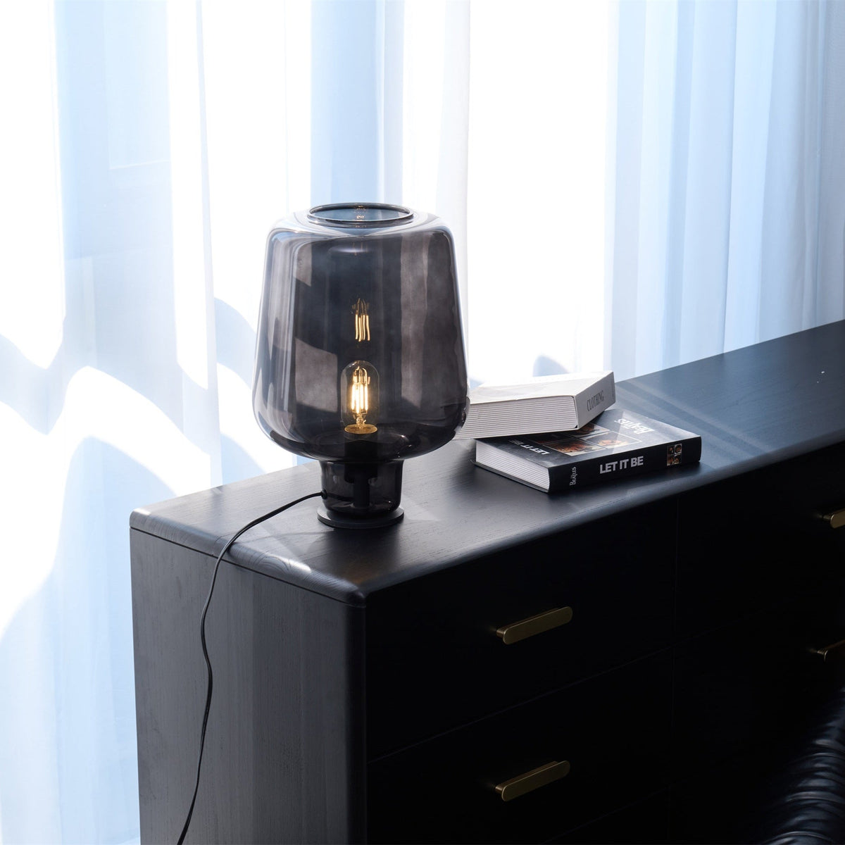 Candeeiro de mesa contemporâneo de vidro Eanlari