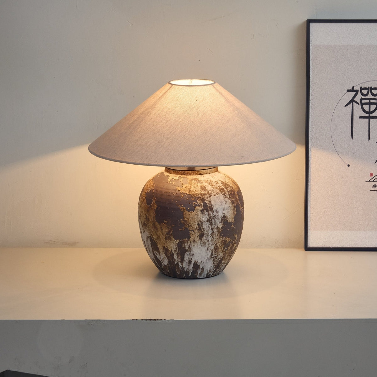Virairielle Table Lamp