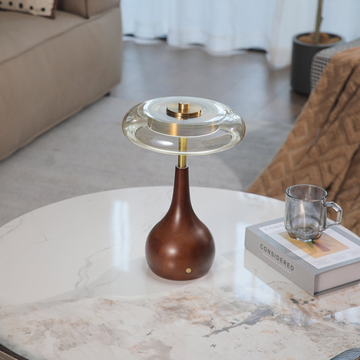 Airdes vintagebordlampe i træ