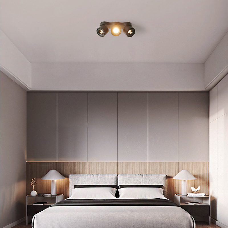 Nylaeara loftslampe med tre roterende, foldbare hoveder
